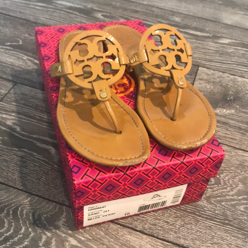 Tory Miller Sandals💞
